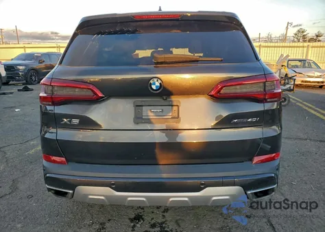 2019 BMW X5 xDrive40I z USA, uszkodzony, nr VIN 5UXCR6C57KLL24558